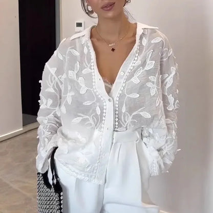 Women's Clothing White Shirt Advanced Feeling Super Nice French Embroidery Lace Flower White Shirt Baby Shirt Tops Spring  Coat
