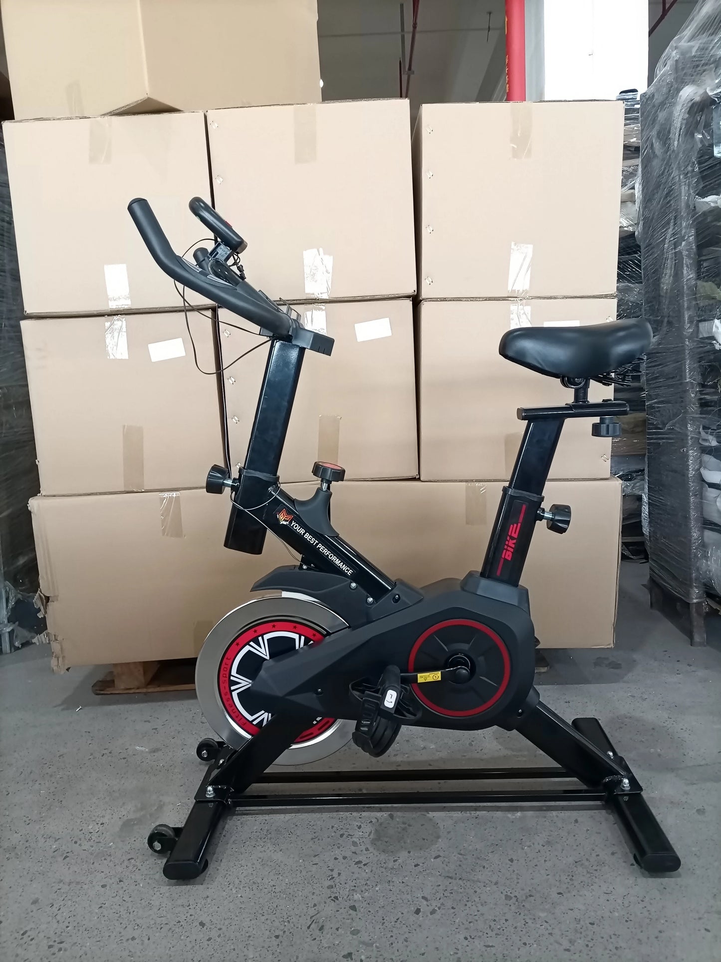 Home Spinning Bike Gym Fitness Equipment Indoor Cycling Exercise Cardio Machine with LCD Display & Adjustable Resistance